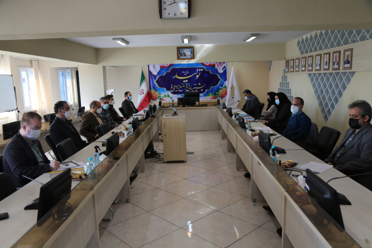 اولین نشست تخصصی مشترک دانشگاه جامع علمی¬کاربردی با نمایندگان سازمان برنامه و بودجه کشور برگزار شد.